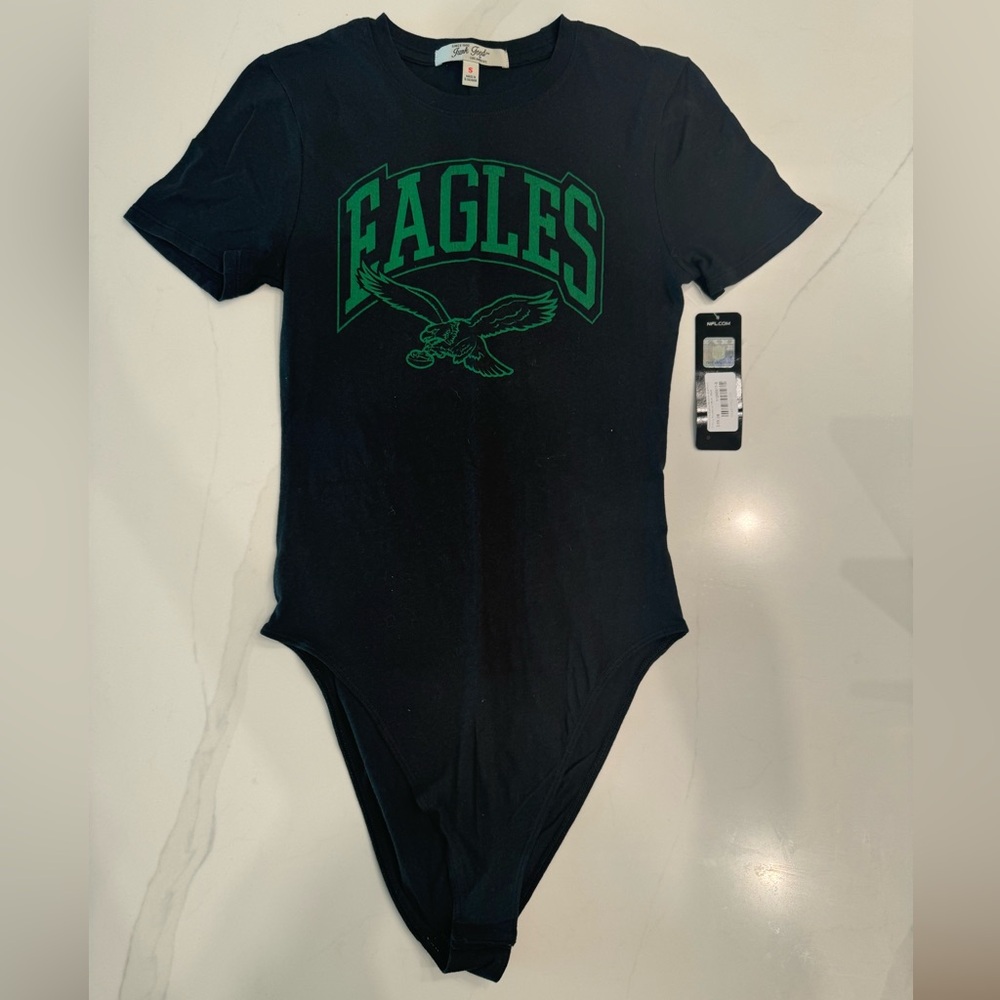JUNK FOOD EAGLES BODY SUIT SIZE S